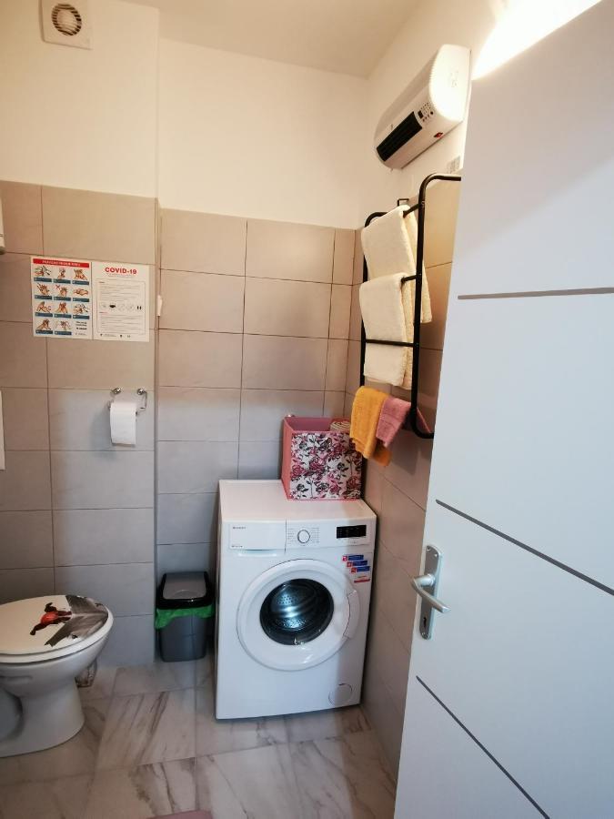 Ema Studio Apartman Karlovac Exterior foto