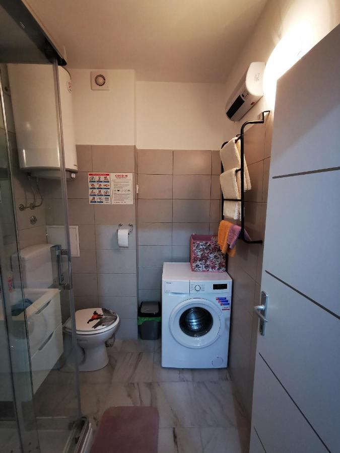 Ema Studio Apartman Karlovac Exterior foto